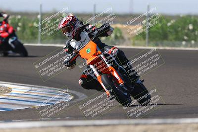 media/Sep-20-2025-TrackDaz (Sat) [[27f0cde673]]/C Group/240pm (Turn 9)/